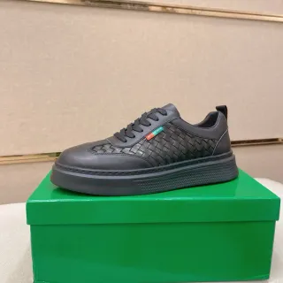 Bottega Veneta Cassette Black جلد منسوج أسلوب حياة