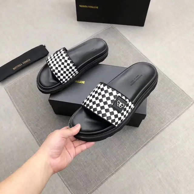 Bottega Veneta Cassette Checkerboard Sandalias de plataforma 5