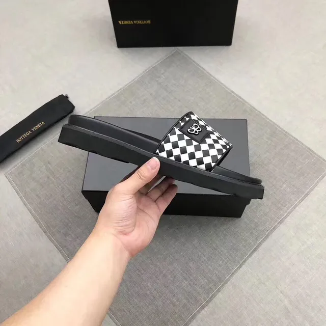 Bottega Veneta Cassette Checkerboard Sandalias de plataforma 8