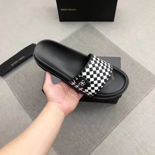 Bottega Veneta Cassette Checkerboard Sandalias de plataforma 9