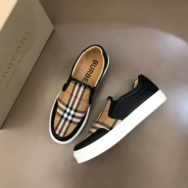 Burberry أسود متعدد الألوان Slip-On كعب المنصة أحذية رياضية نمط حياة 8