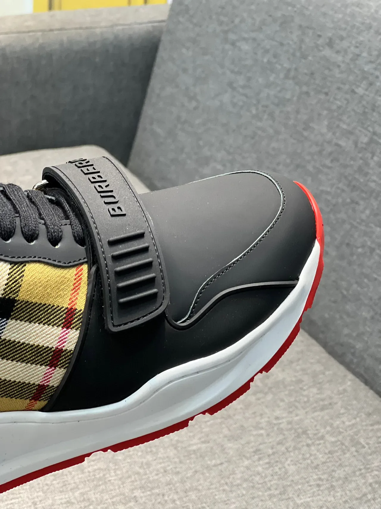 Burberry Black Red Low-Top Check-Panel Accent Chunky Sneakers 3