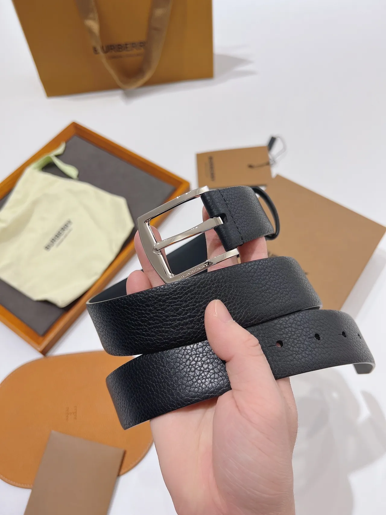 Burberry Black Silver Pebbled Rectangular Buckle Leather Belt 2
