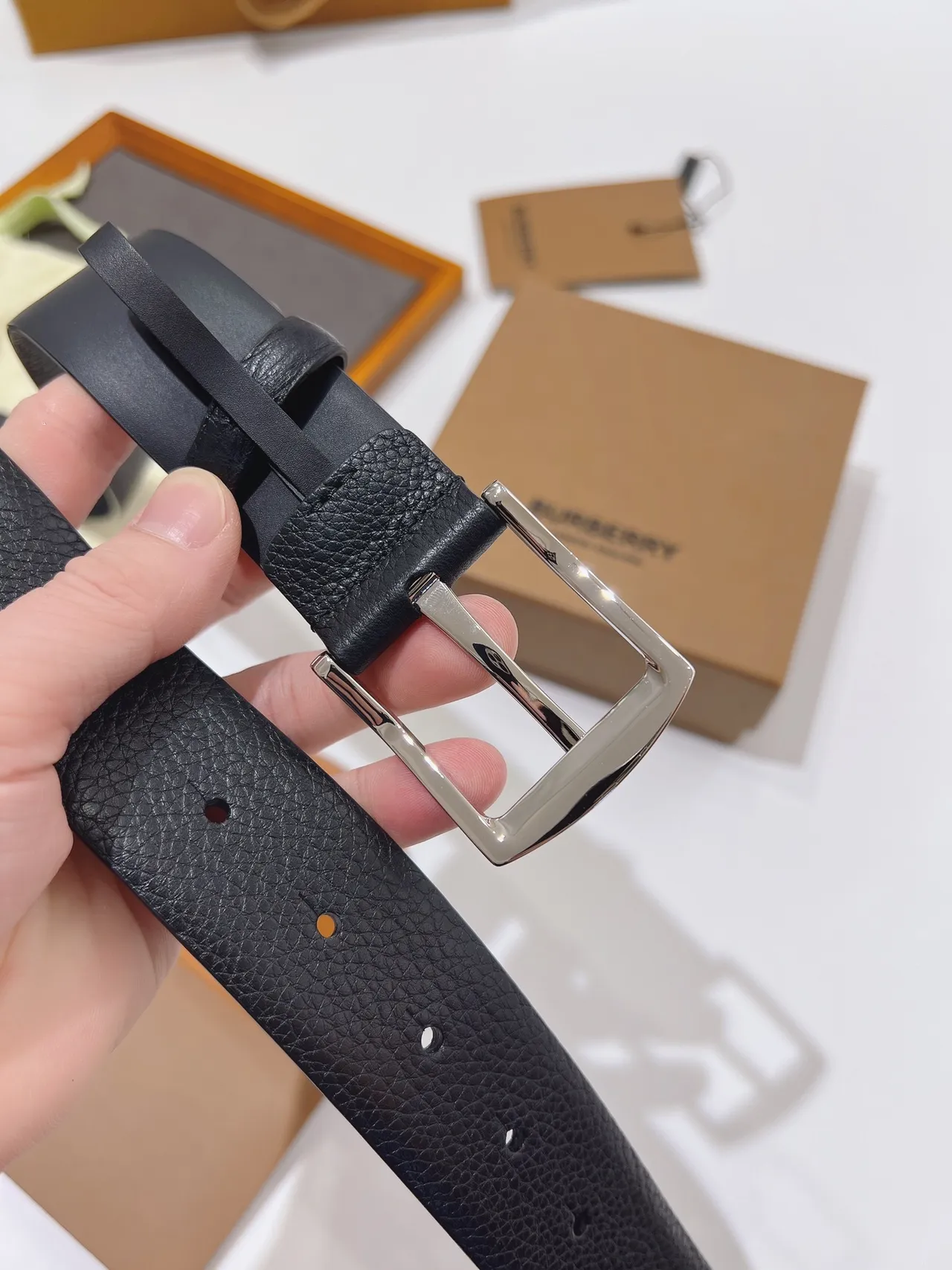 Burberry Black Silver Pebbled Rectangular Buckle Leather Belt 6