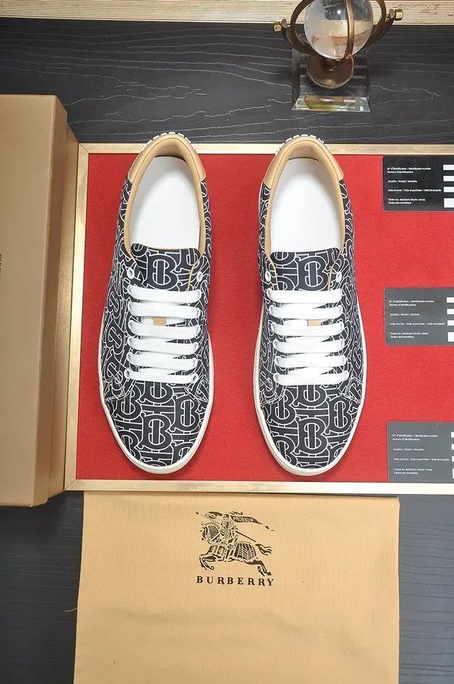 Burberry Black White Monogram-Print Upper Low-Top Silhouette Lifestyle Sneakers 4