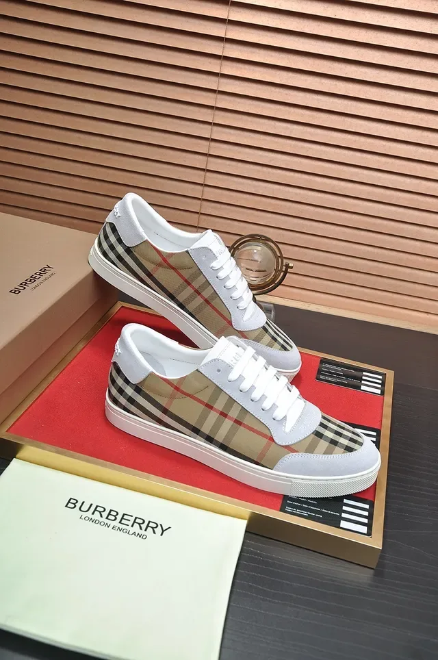 Burberry Check-Panel Low-Top Lifestyle Sneakers 3