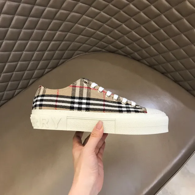 Burberry Check Pattern Low-Top Platform Lifestyle Sneakers 5