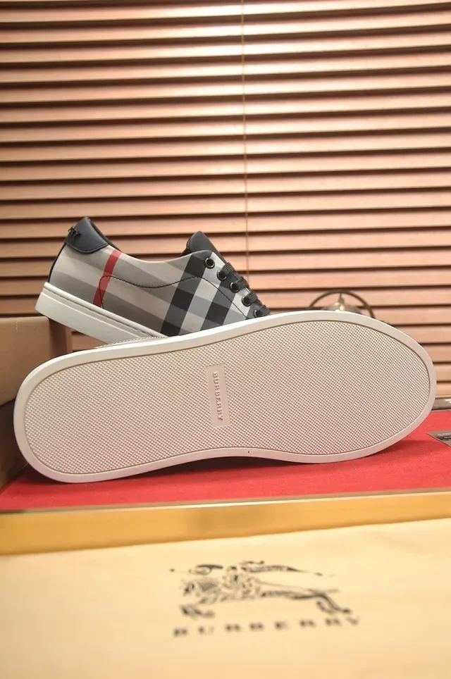 Burberry à carreaux noir et beige lifestyle sneakers 2