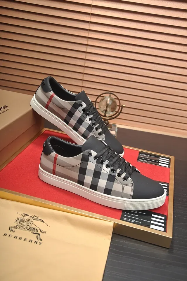 Burberry à carreaux noir et beige lifestyle sneakers 3
