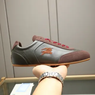 Burberry Green Brown Mixed-Material Upper Embroidered Equestrian Knight Lifestyle Sneakers