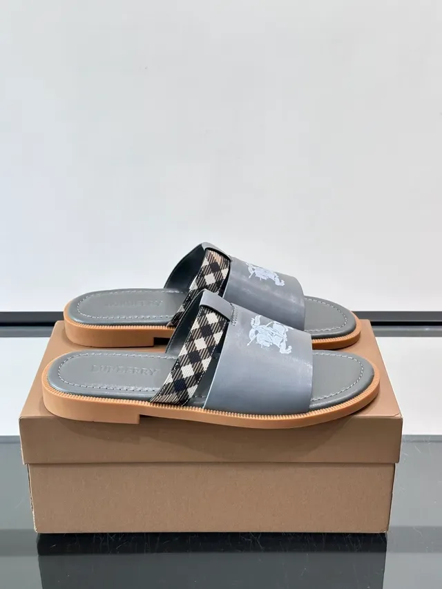 Burberry Knight Slide White Black Single-Strap Equestrian Logo Slippers 15