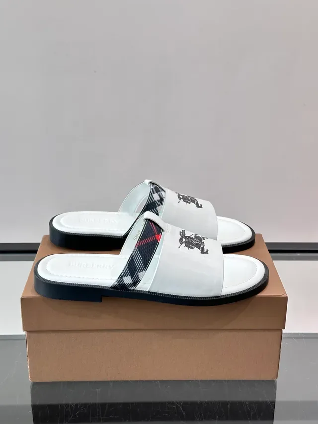 Burberry Knight Slide White Black Single-Strap Equestrian Logo Slippers 16