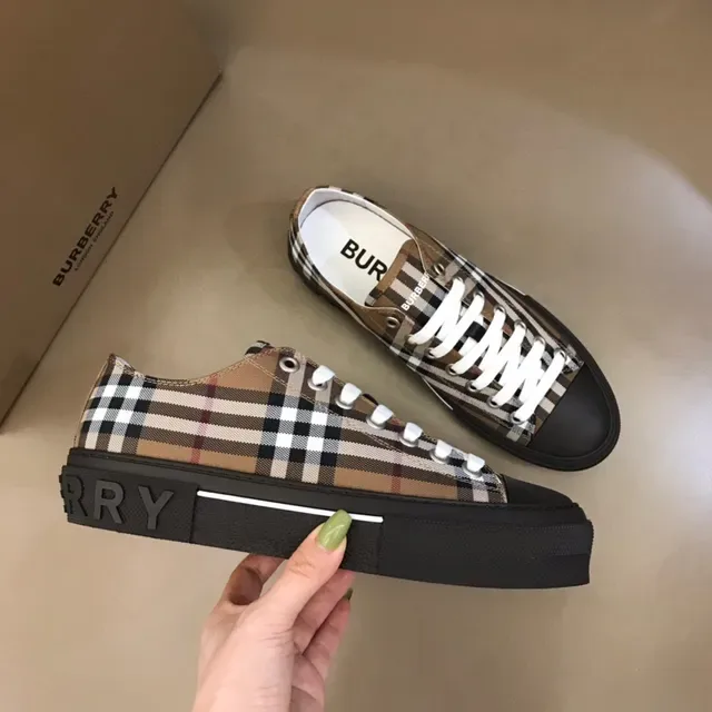 Burberry Knight Vintage Check Sneakers Plateforme Lifestyle 6