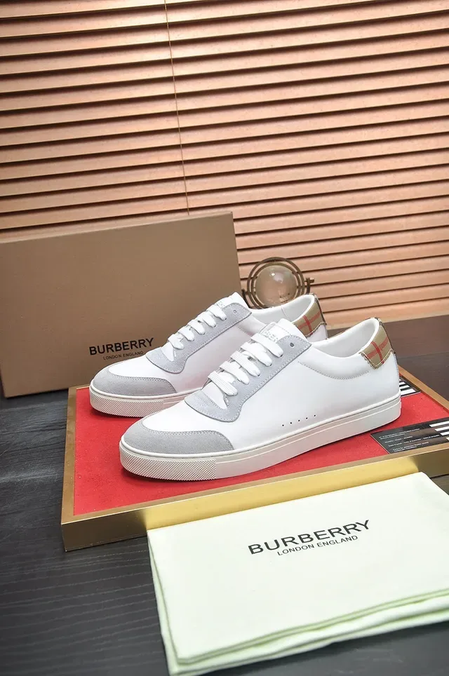 Burberry Sneakers Lifestyle Blanc Gris Low-Top Híbrides Cuir-Suede 7