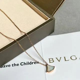 Bvlgari Divas’ Dream 扇形珍珠母贝项链