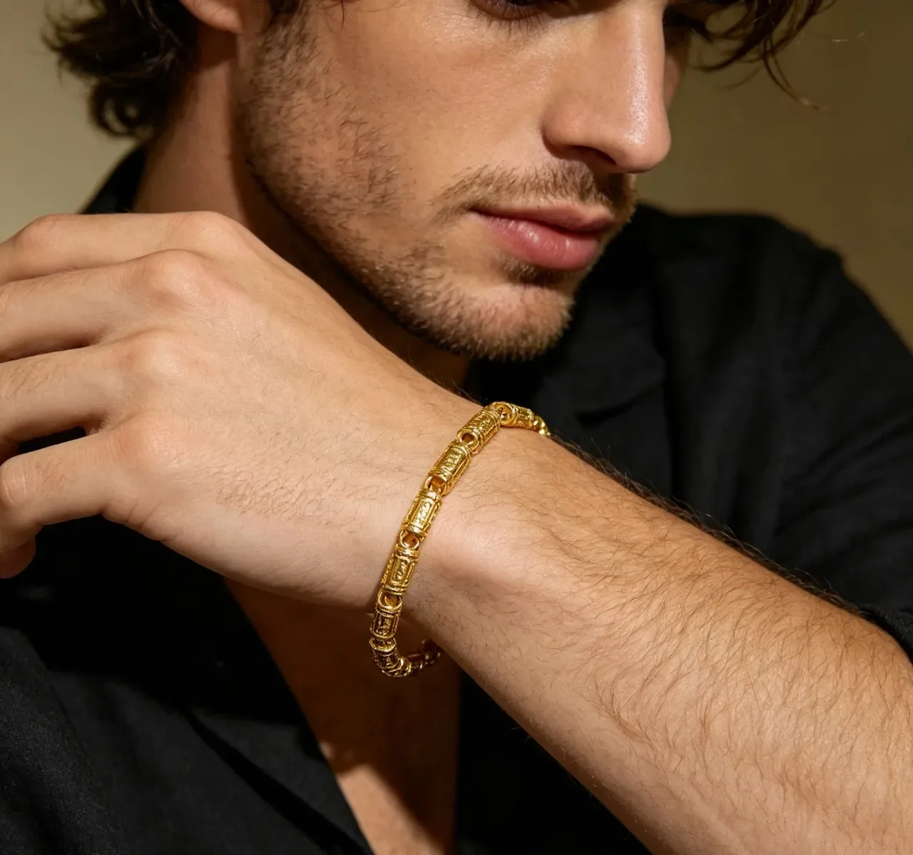 Bvlgari Bracelet en Or Tubular Links Gravé Détail Géométrique 6
