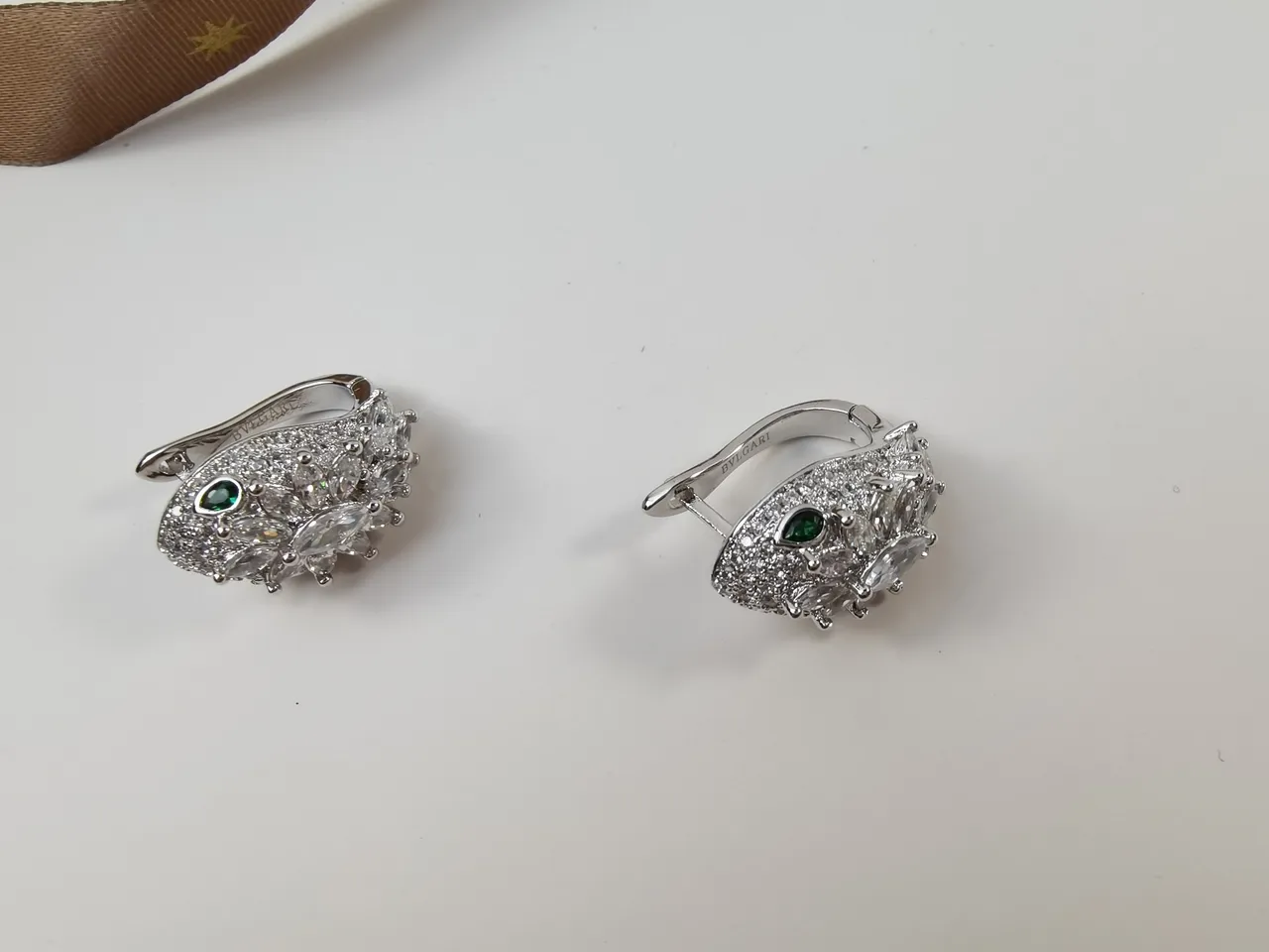 Bvlgari Pavé-Set Leaf Motif Emerald Accent Hinged Hoop Earrings 6