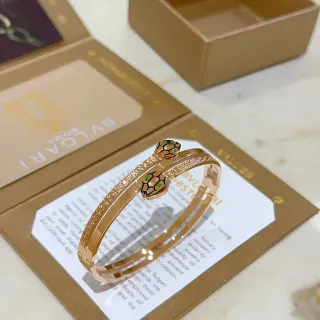 Bvlgari Serpenti 双带玫瑰金蛇头手链