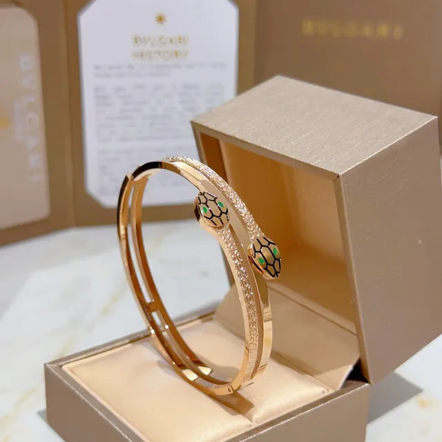 Bvlgari Serpenti bracelet double-bande or rose tête de serpent 6