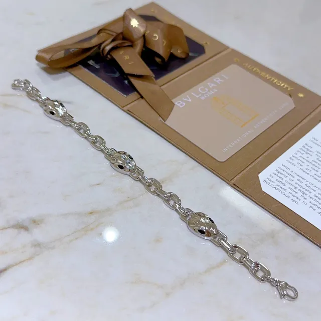 Bracelet Bvlgari Serpenti tête de serpent jumelle ton argent 3