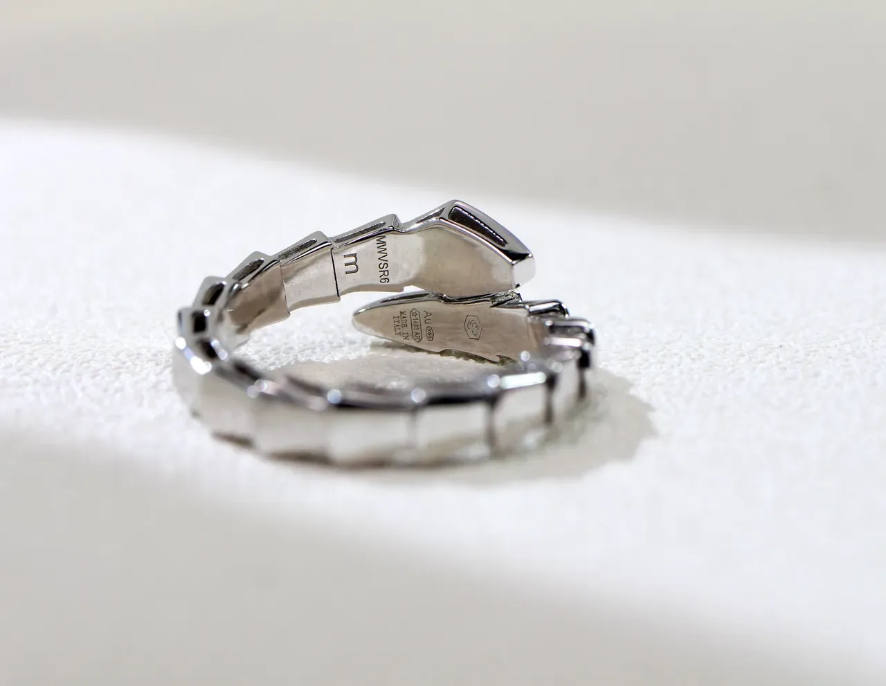 Bvlgari Serpenti Viper Bague Or Argent Serpentine Segmentée Géométrique Diamant Bezels 4