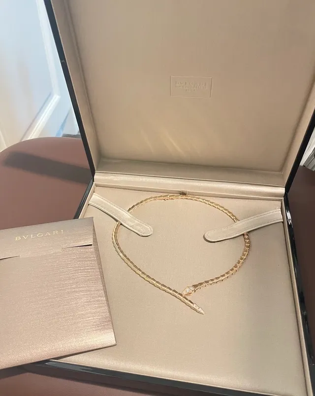 Bvlgari Serpenti Or Jaune Pavé Diamond collier serpent 5