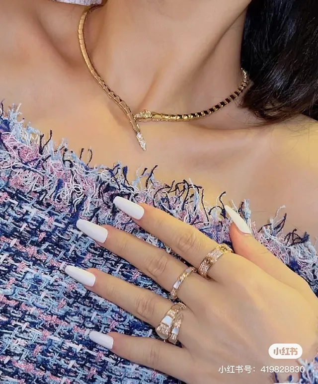 Bvlgari Serpenti Or Jaune Pavé Diamond collier serpent 8