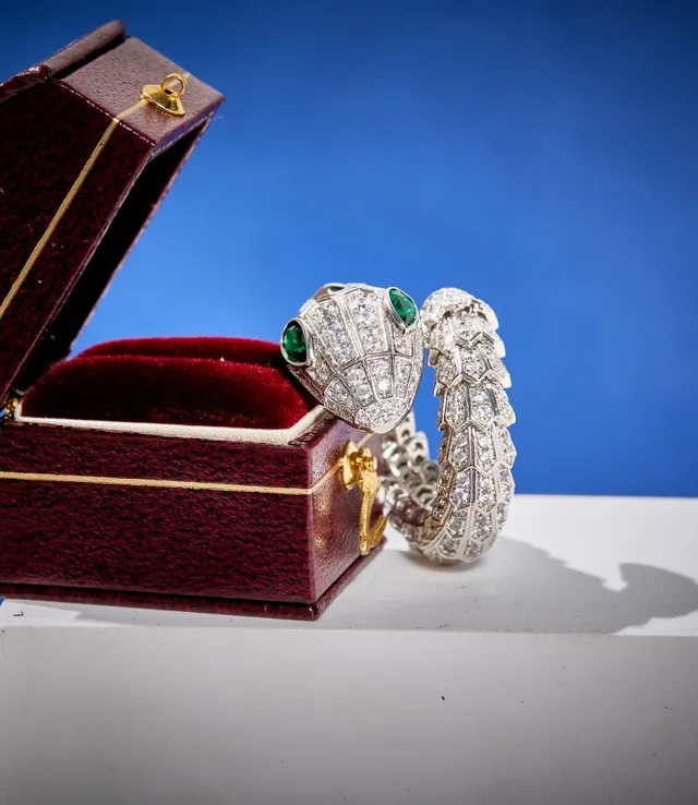 Bvlgari Silver Green Coiled Serpent Pavé Diamond Scales Ring 3