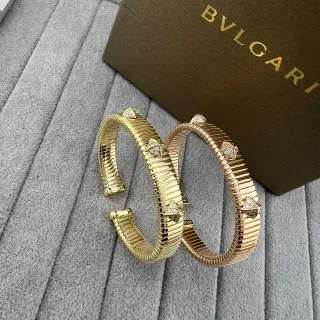 Bvlgari Tubogas डायमंड-त्रिकोणीय मोटिफ सोने की कंगन