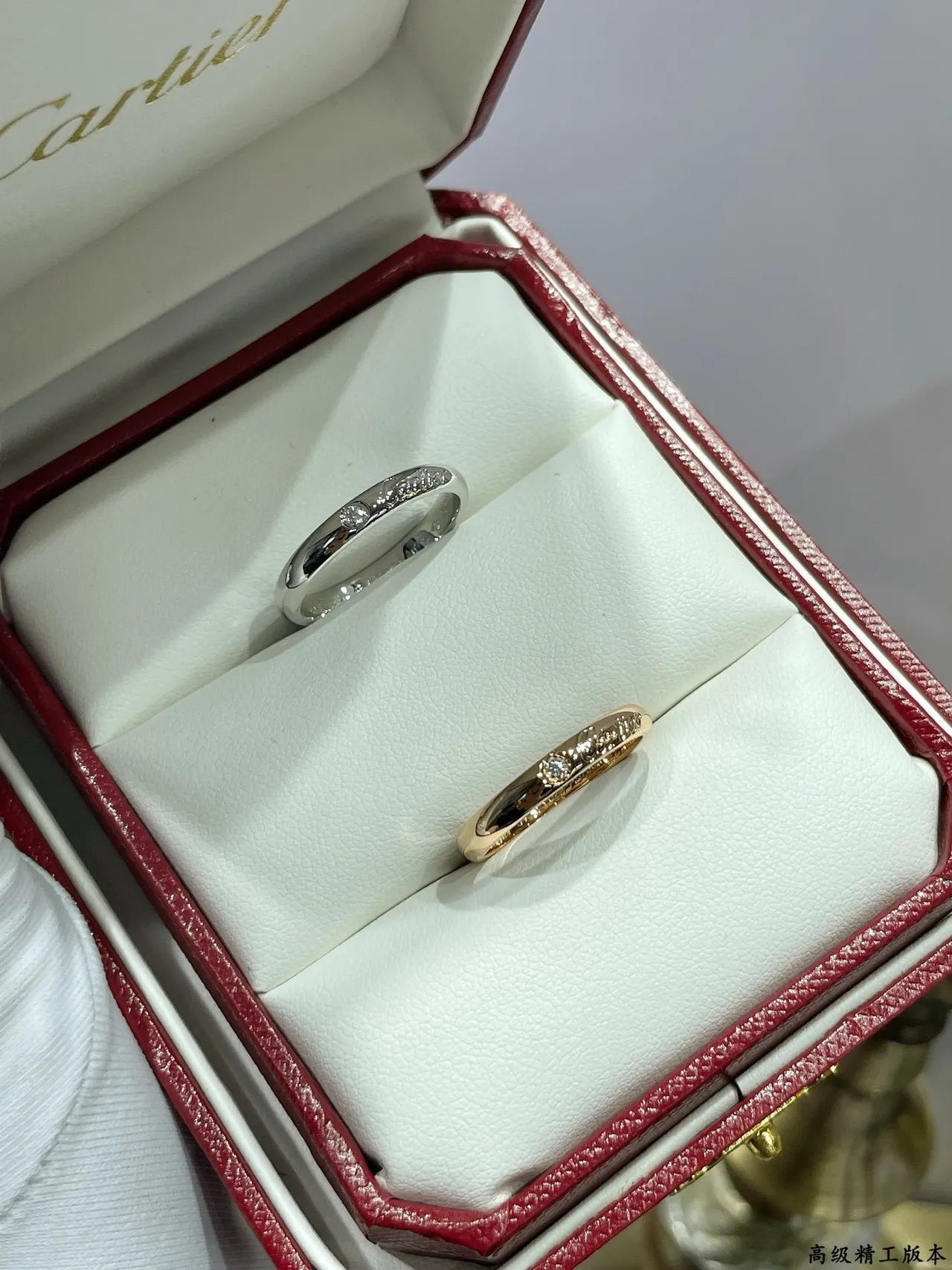 Cartier Juste un Clou خاتم بالمعدن المصقول الذهبي والفضي مع الماس المركزي الوحيد 8