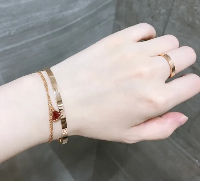 Cartier Love Bracelet bracelet rigide en or bicolore 9