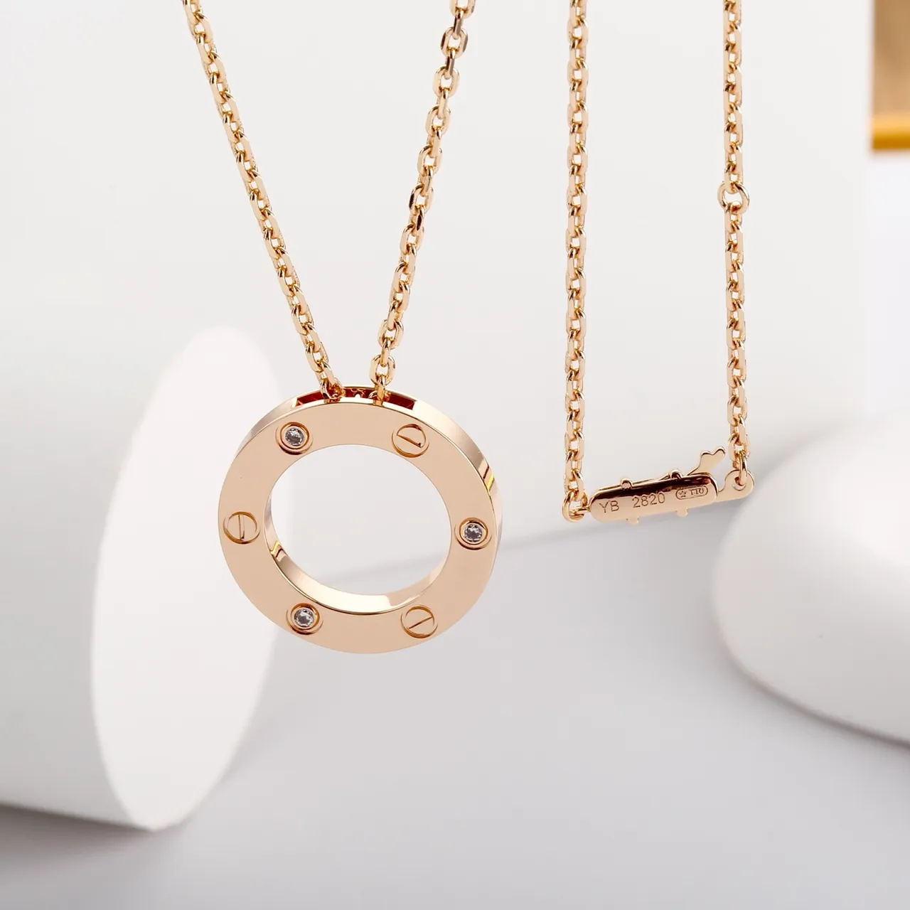 Collier Cartier Love Motif Vis Circulaire Or Rose Cristal 8