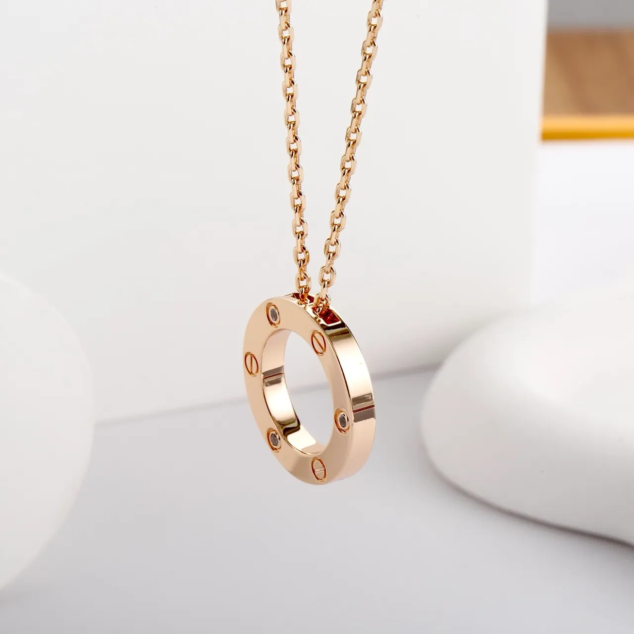 Collier Cartier Love Motif Vis Circulaire Or Rose Cristal 9