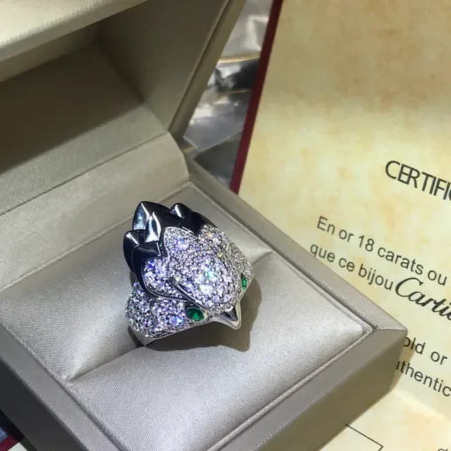 Cartier Panthère Tête de Panthère Pavé Diamant Émeraude Onyx Bague 5