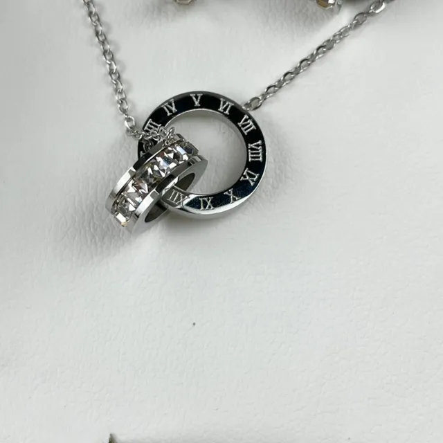 Cartier Argent Blanc Boîtier Rond Bracelet Métal Intégré Collier 3