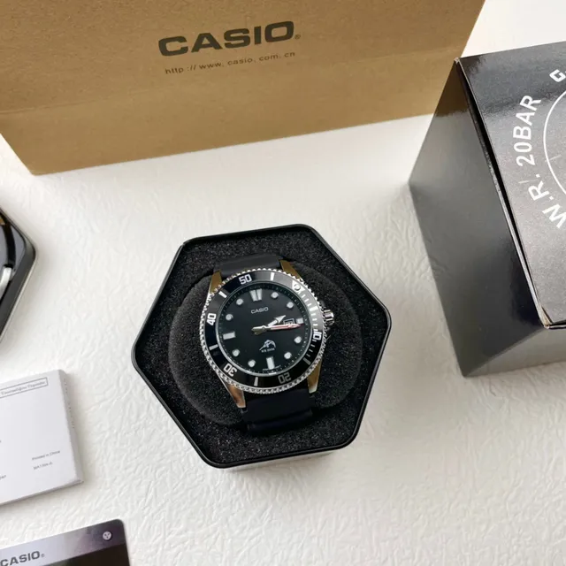 Casio أسلوب غوص ساعة تناظرية وجه أسود غطاء فضي ساعة رياضية 8