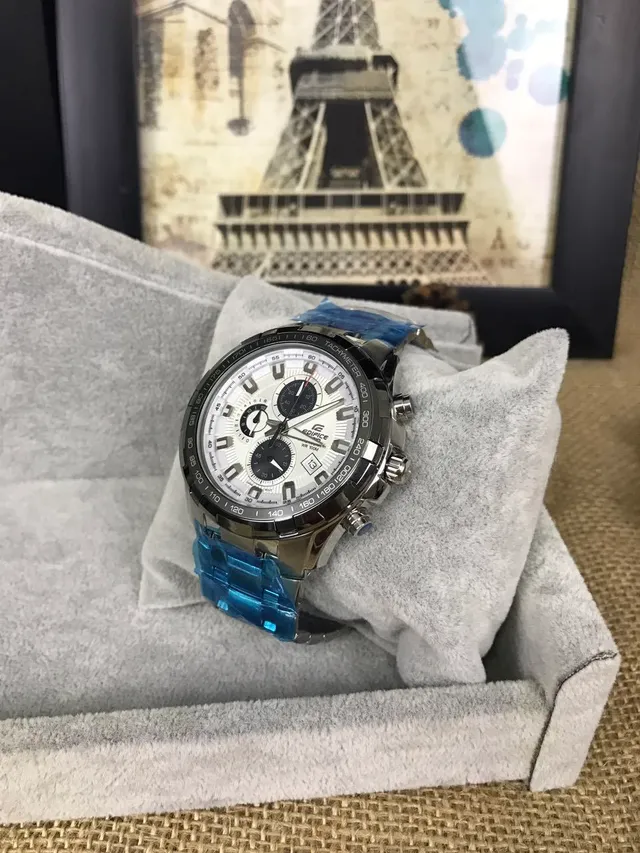 卡西欧 Edifice 计时 银色和白色 石英手表 13