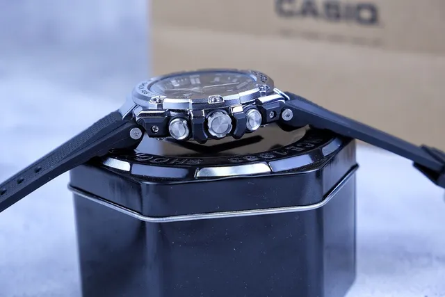 Casio G-Shock Black Silver Robust Stainless Steel Case Multi-Layered Protective Bezel Watch 3