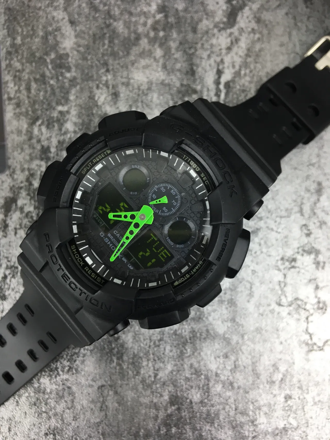 Casio G-Shock GA-100 Preto Verde Construção de Resina Fosca Acentos Lima Bold Relógio 4