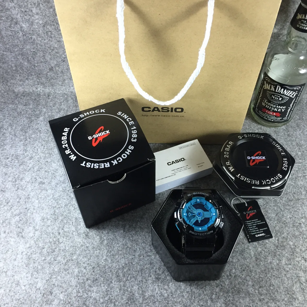 Casio G-Shock GA-110 Bleu et Noir Montre Sport 7