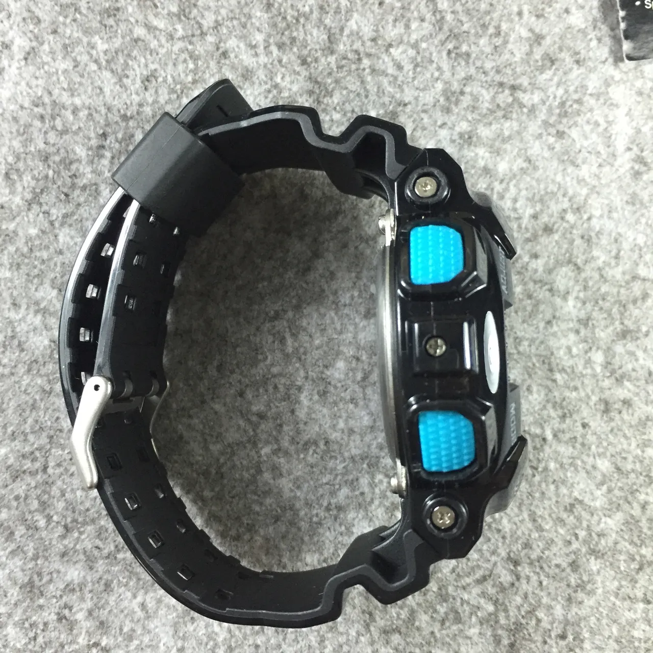 Casio G-Shock GA-110 Bleu et Noir Montre Sport 9