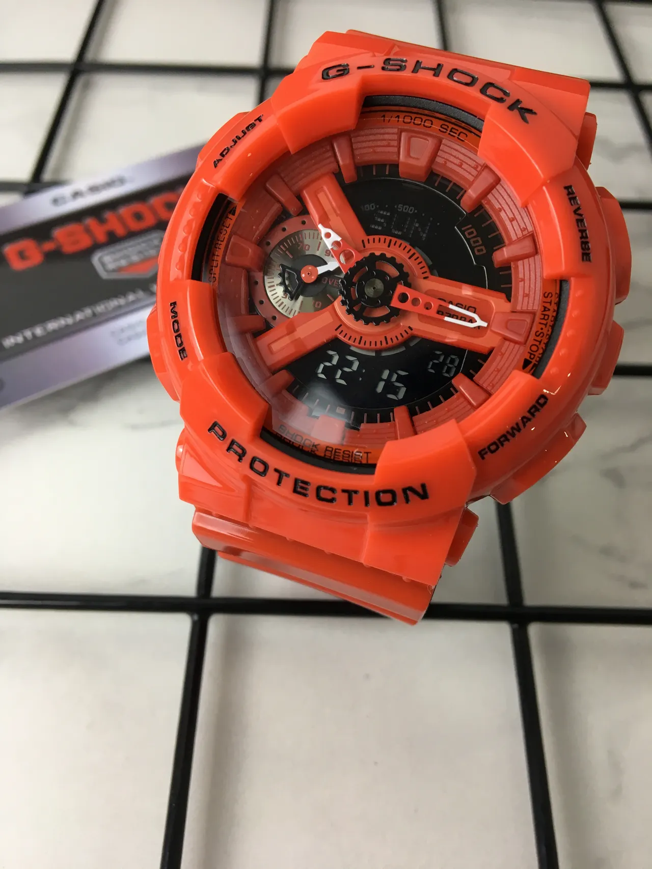 Casio G-Shock GA-110 Montre Sport en Résine Orange 2