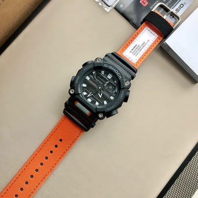 Casio G-Shock GA-2100 Negro Rojo Robusto Carcasa Cuadrada Tornillos Expuestos Accents Reloj 8
