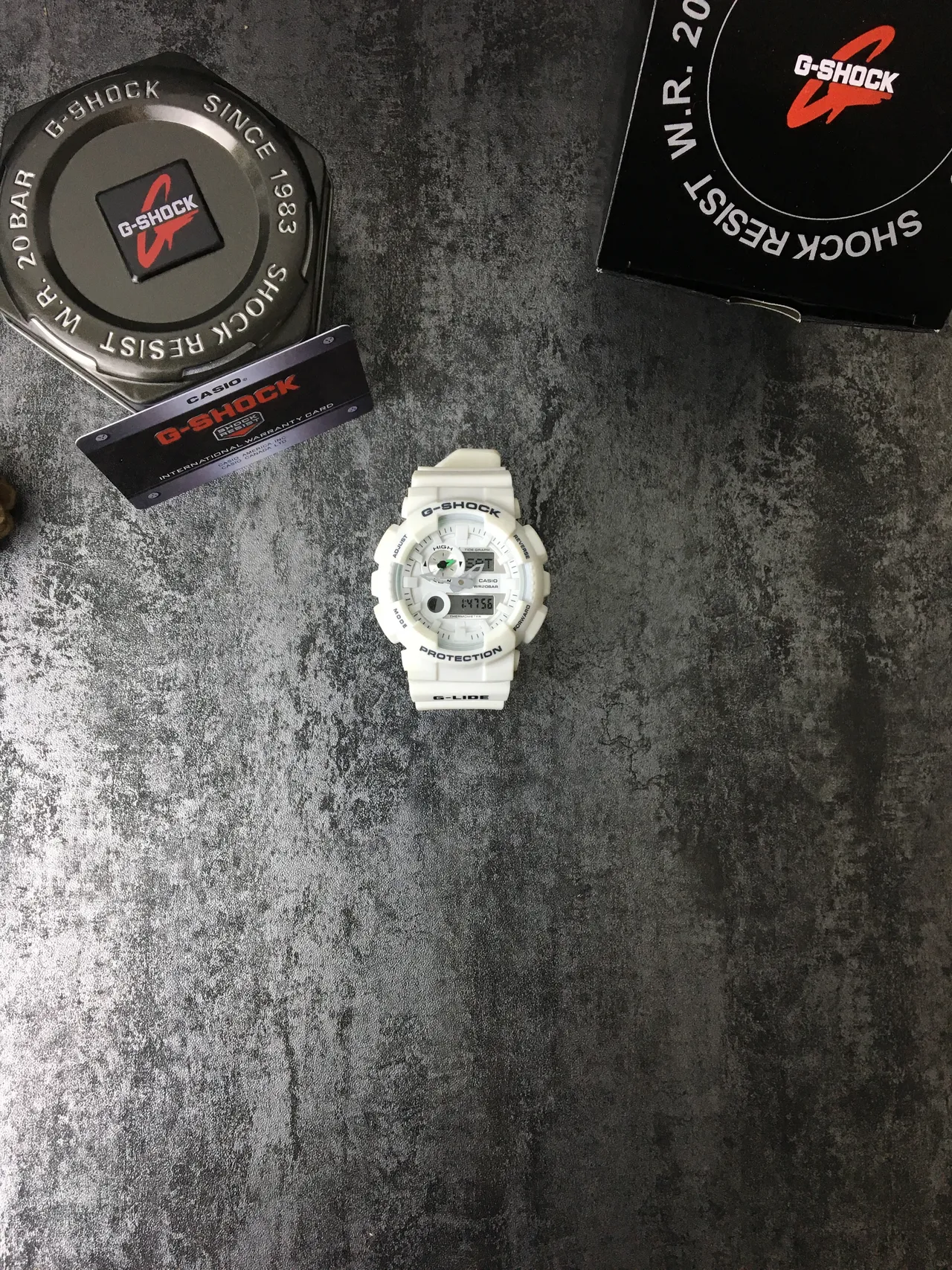 Casio G-Shock GA-2100 Off-White relógio esportivo 3
