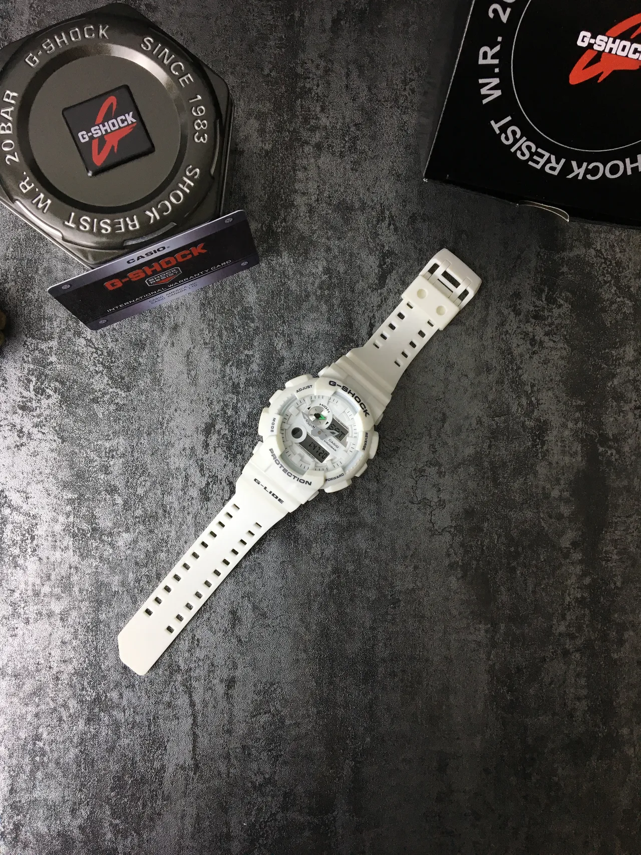 Casio G-Shock GA-2100 Off-White relógio esportivo 7