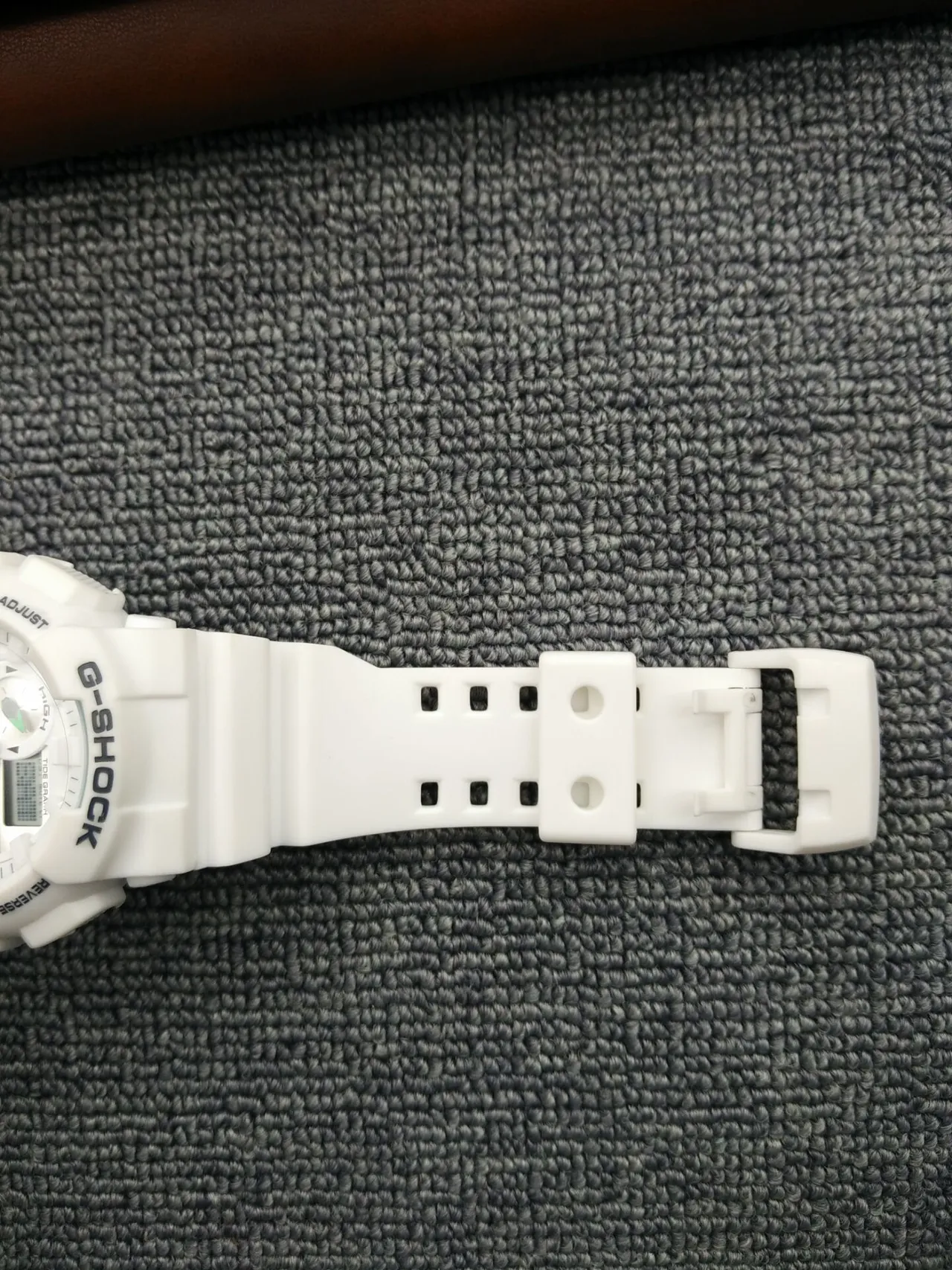 Casio G-Shock GA-2100 Off-White relógio esportivo 8
