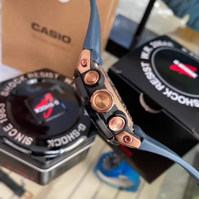 Casio G-Shock GA-2100 Or Rose et Bleu-Gris Montre Sport 2