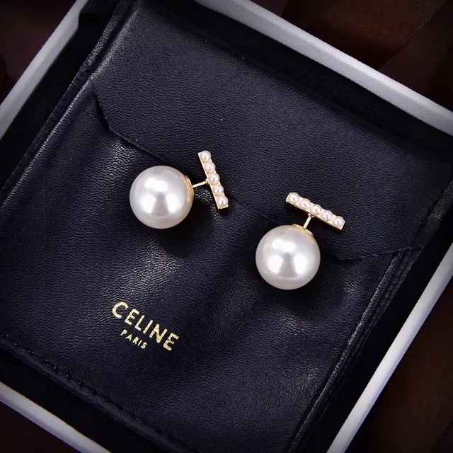 Celine Pearl and Gold-Tone Bar Asymmetrical Stud Earrings 5