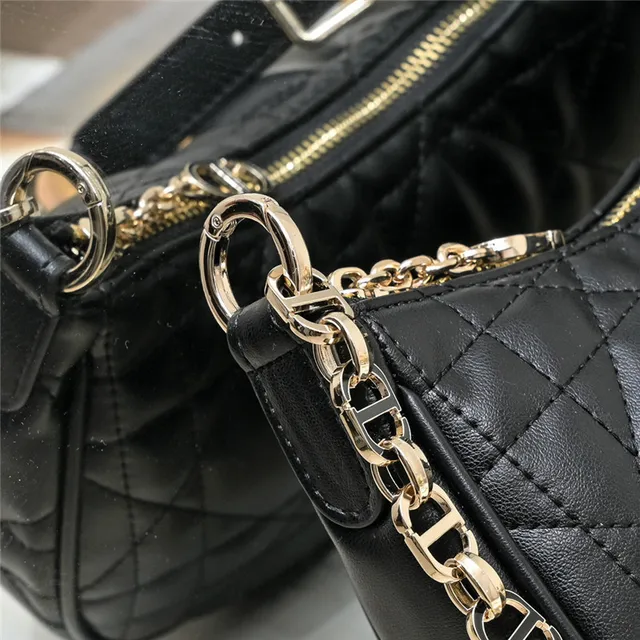 Chanel 22 Bag Black Gold Quilted Diamond-Stitch Leather Strap Chain Bag 15