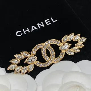 Chanel CC Brooch Gold White Metal Interlocking Logo Brooch